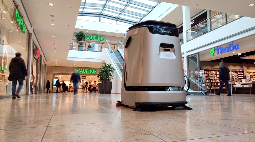 Service-Robotik im Einsatz